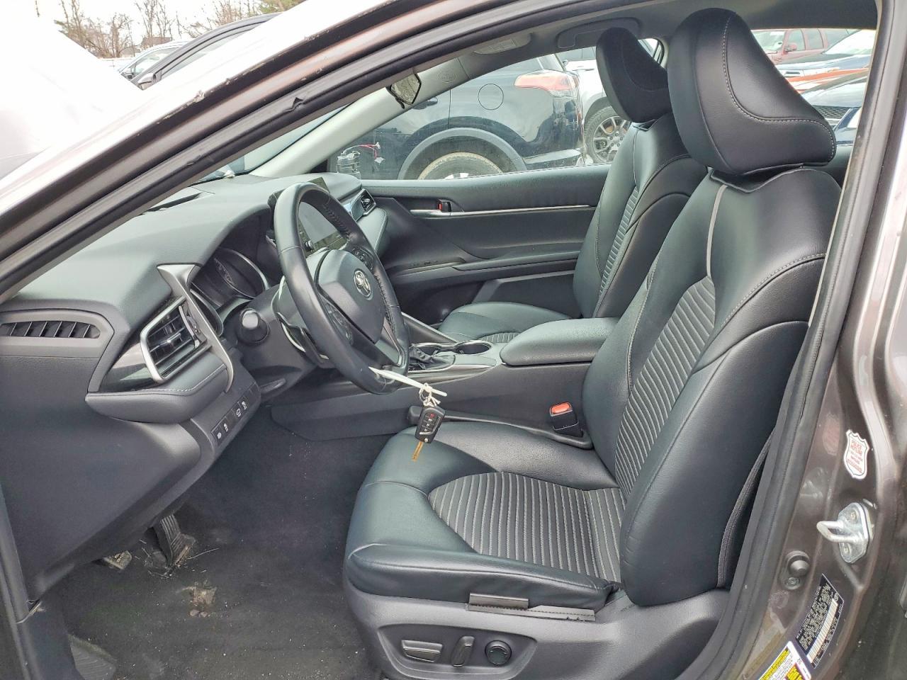 2021 Toyota Camry Se - Фото 7