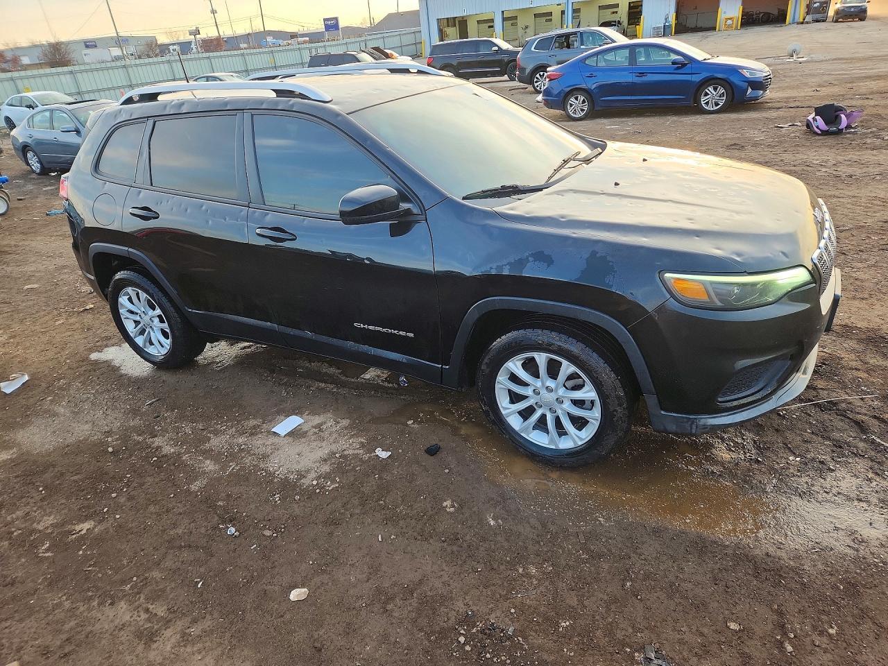 2021 Jeep Cherokee Latitude - Image 4