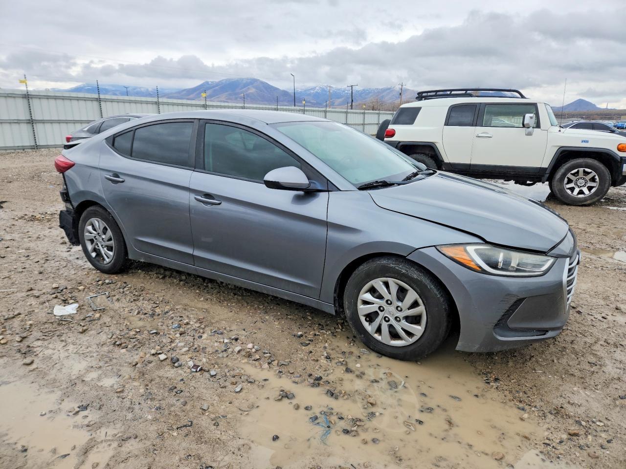 2018 Hyundai Elantra Se - Фото 4