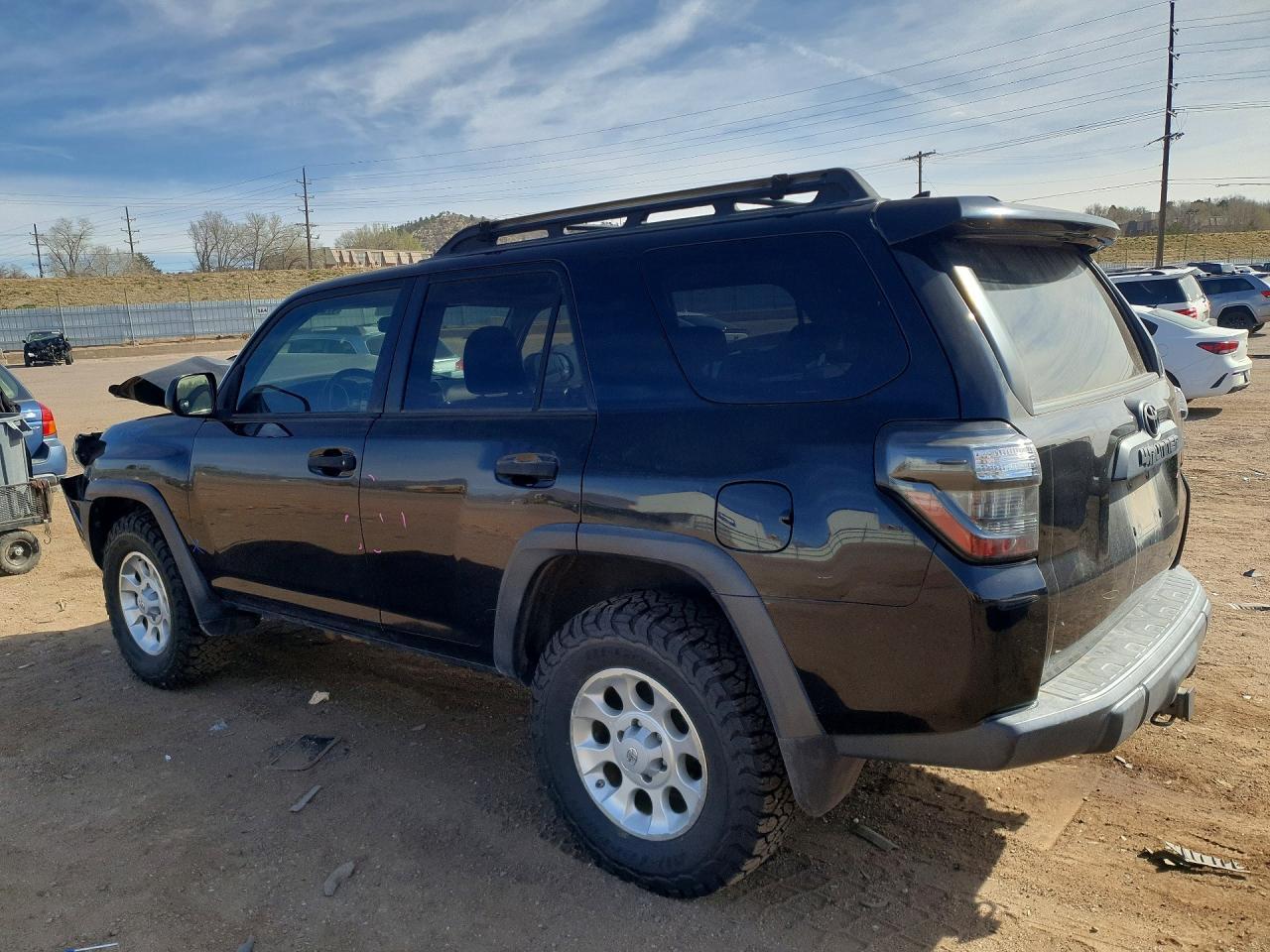 2010 Toyota 4Runner Trail - Image 2