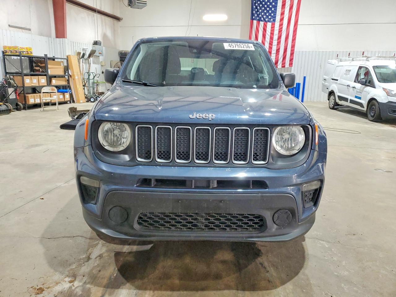 2023 Jeep Renegade Latitude - Фото 5
