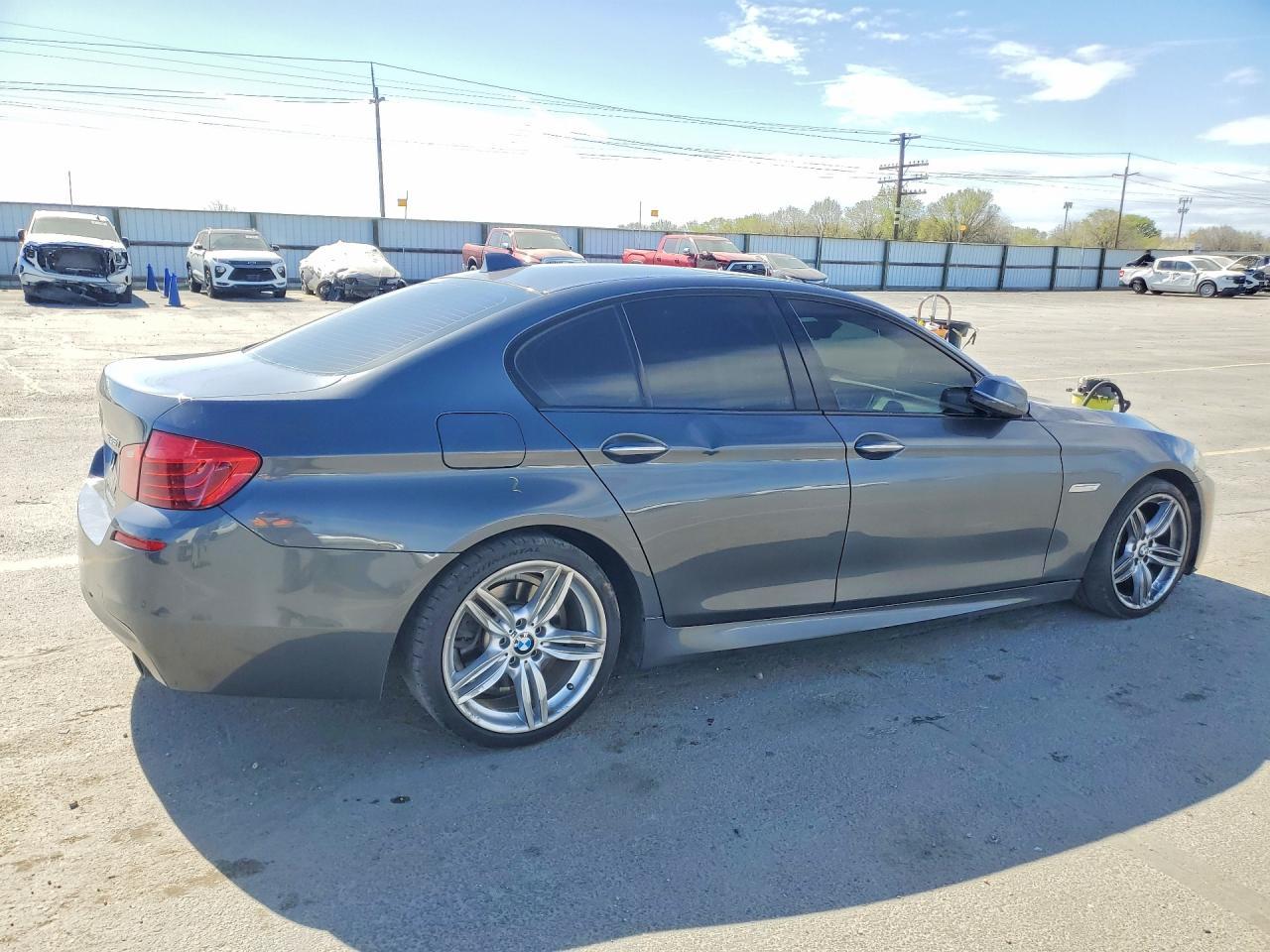2015 BMW 535 - Image 3