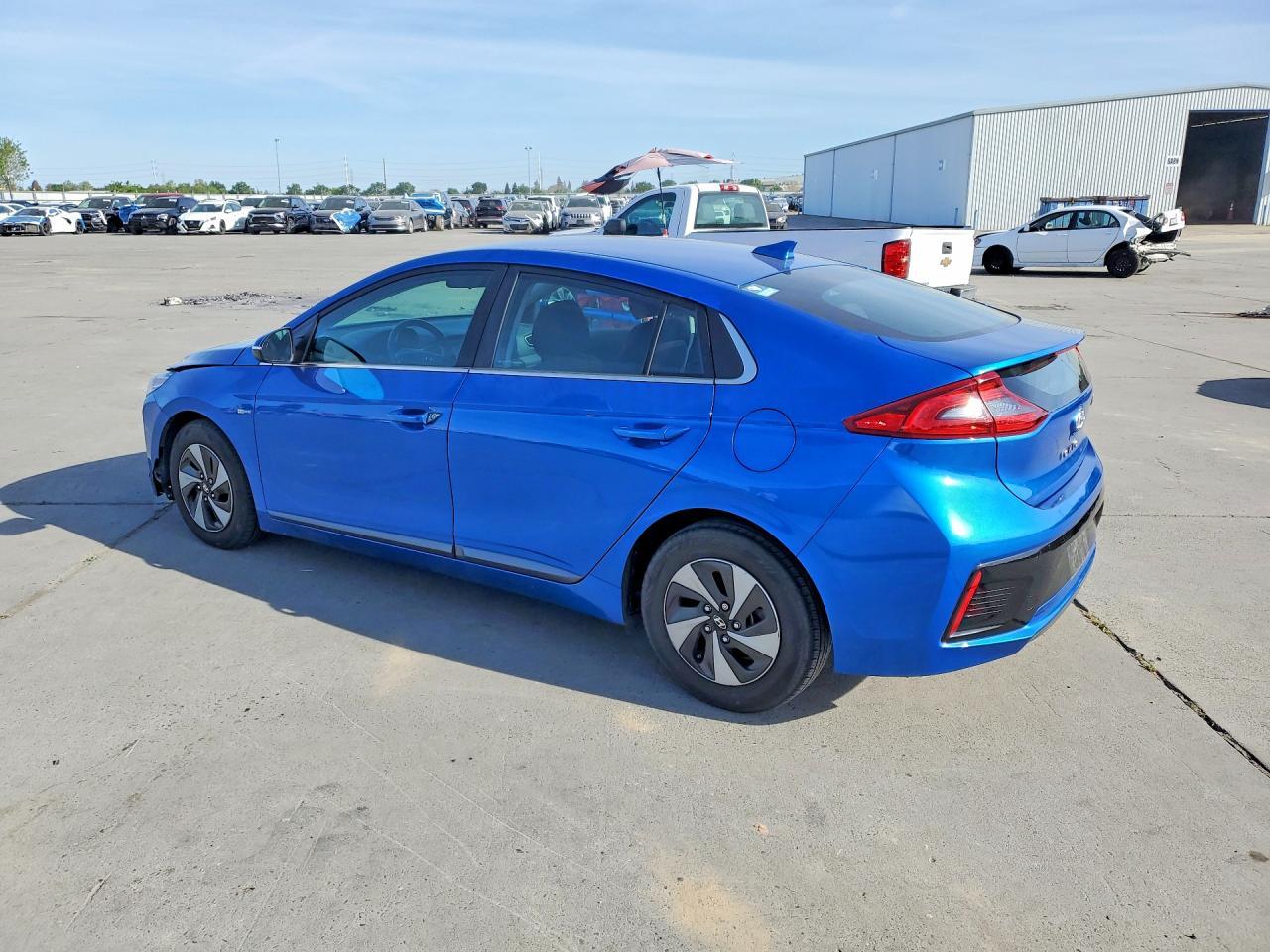 2017 Hyundai Ioniq Hybrid Sel - Фото 2