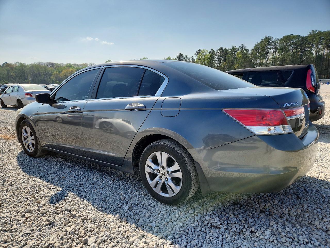 2011 Honda Accord Lxp - Фото 2