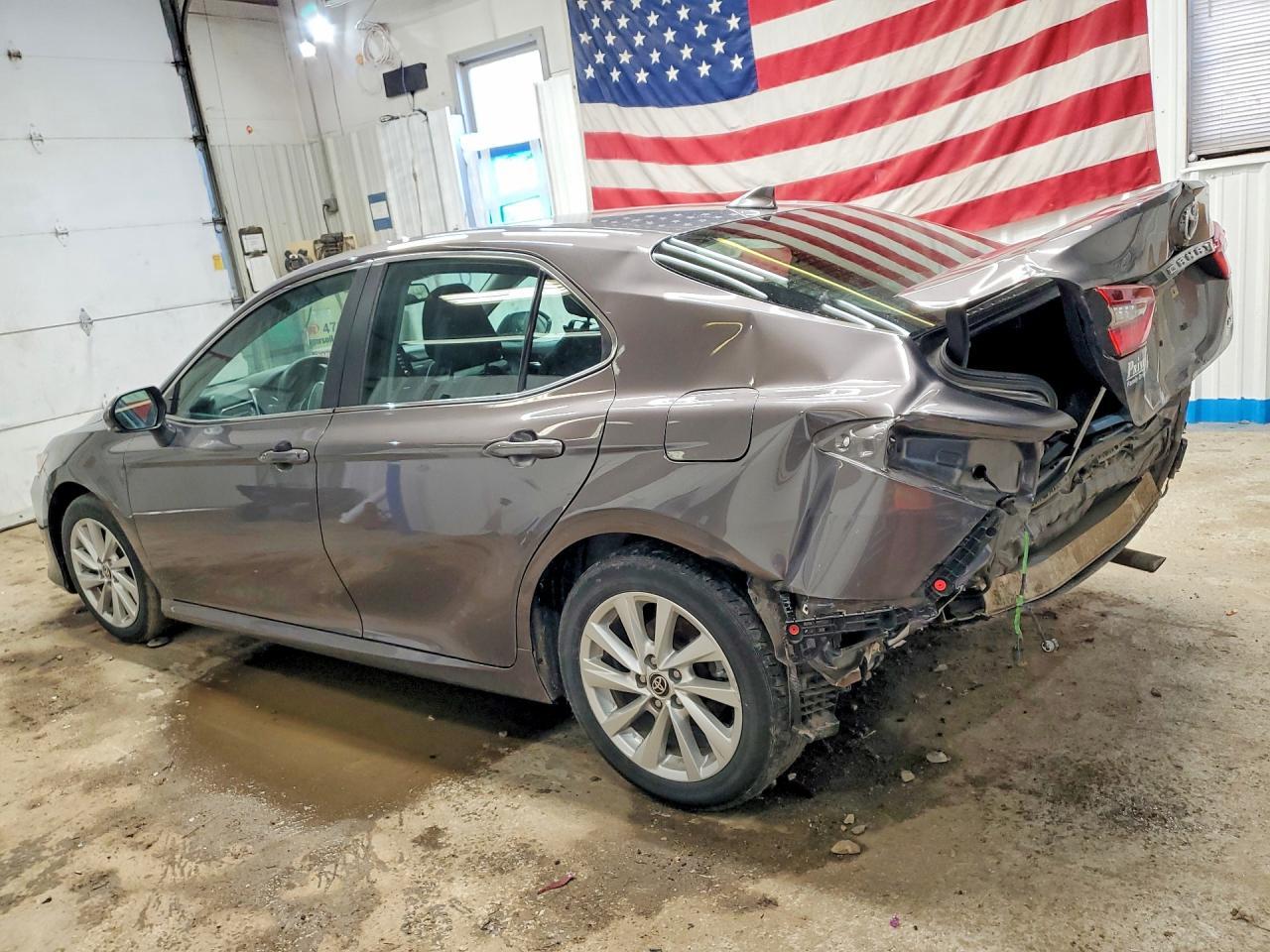 2024 Toyota Camry Le - Image 2