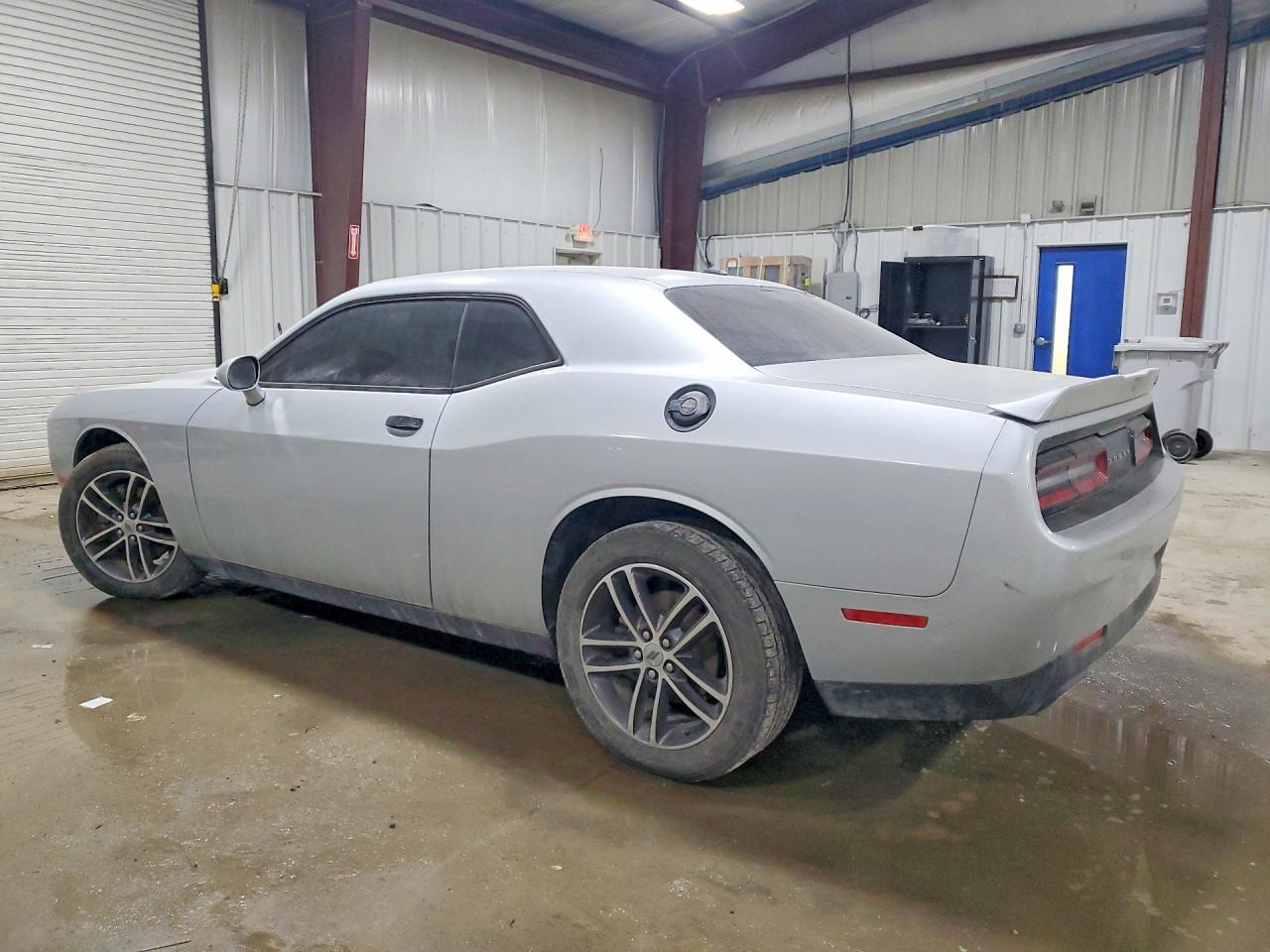 2019 Dodge Challenger Sxt - Image 2