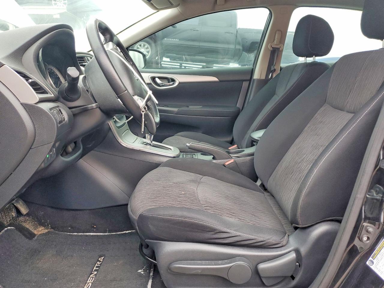 2015 Nissan Sentra S - Фото 7