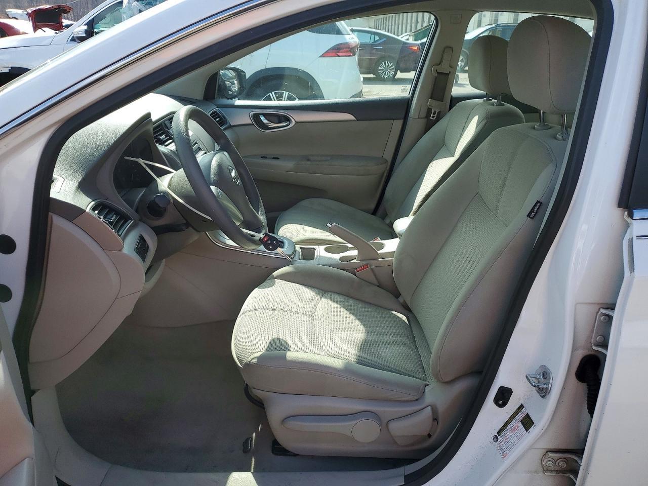 2014 Nissan Sentra S - Image 7