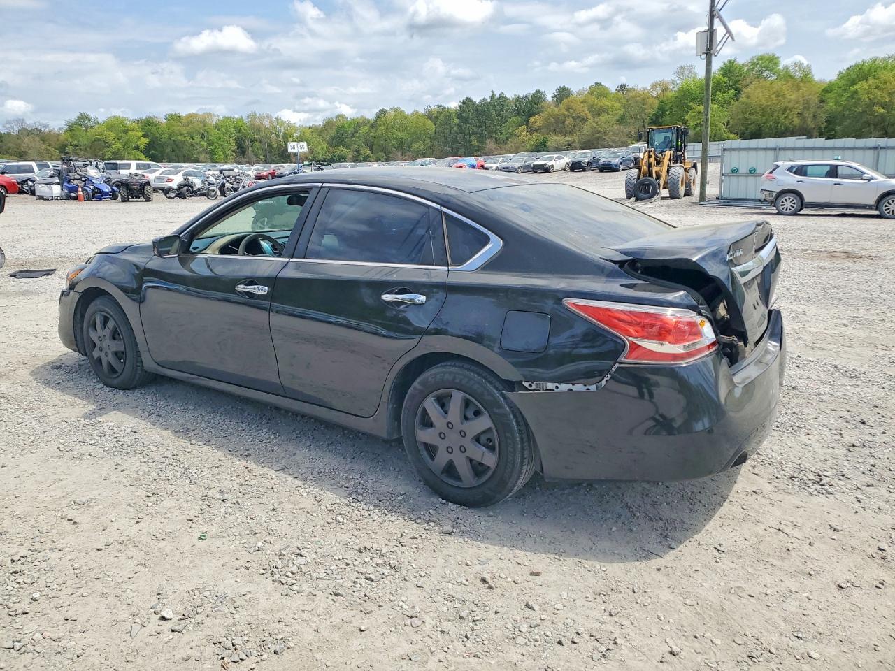 2015 Nissan Altima 2.5 S - Image 2