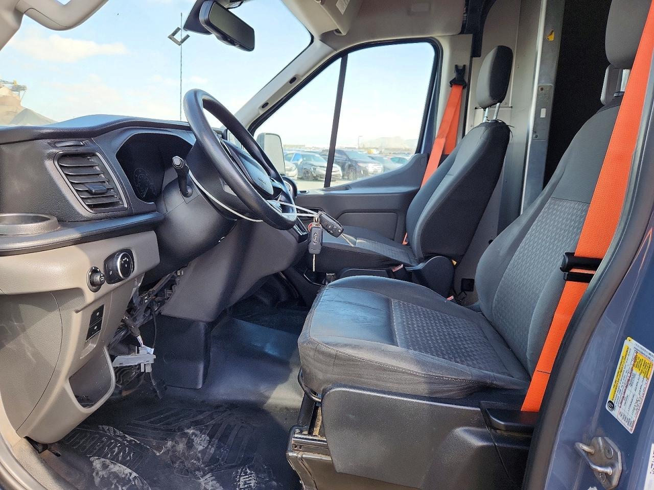 2021 Ford Transit T-250 Cargo ** R & D * Pri Fleet ** - Фото 7
