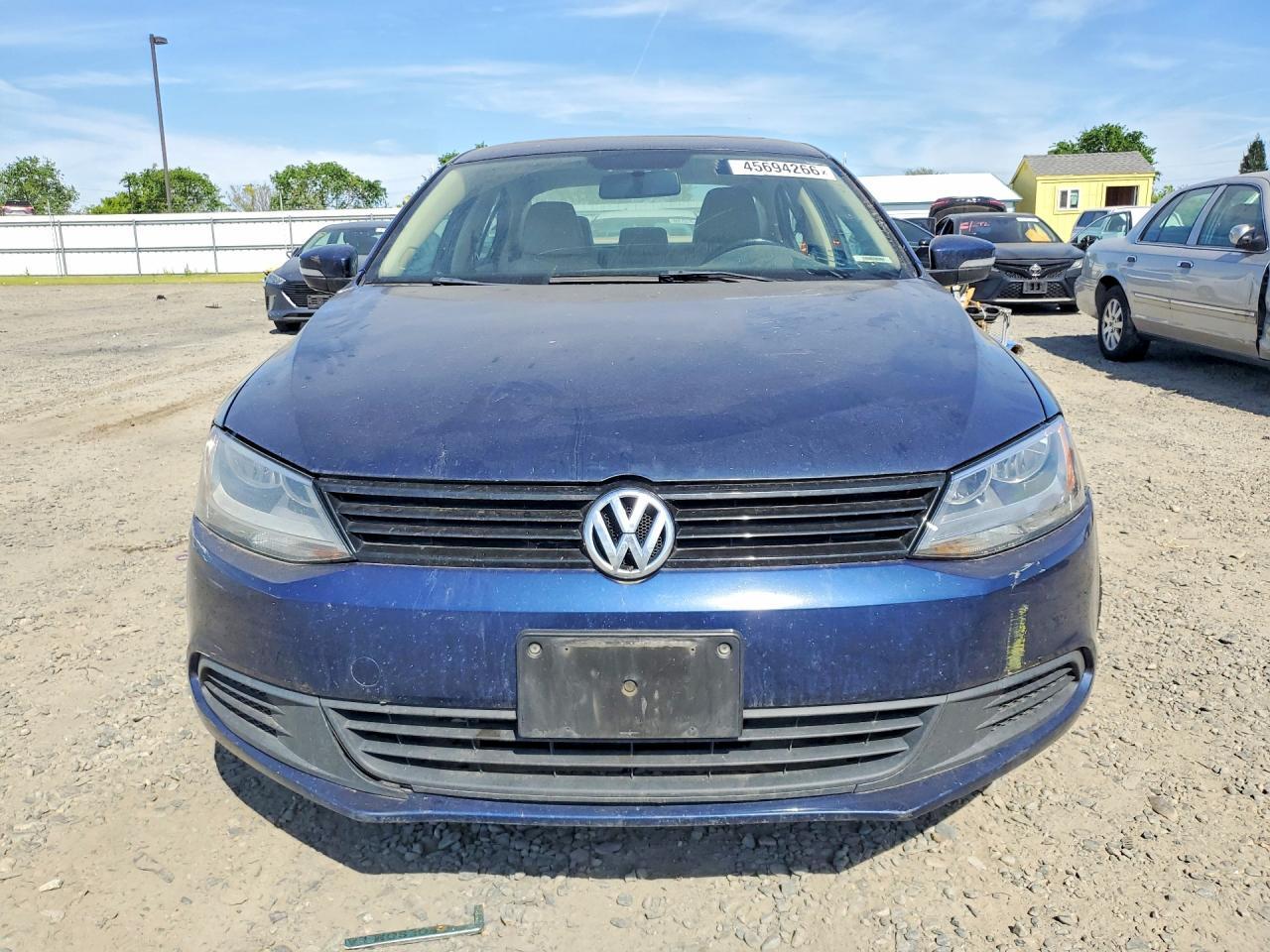 2012 Volkswagen Jetta Se - Image 5