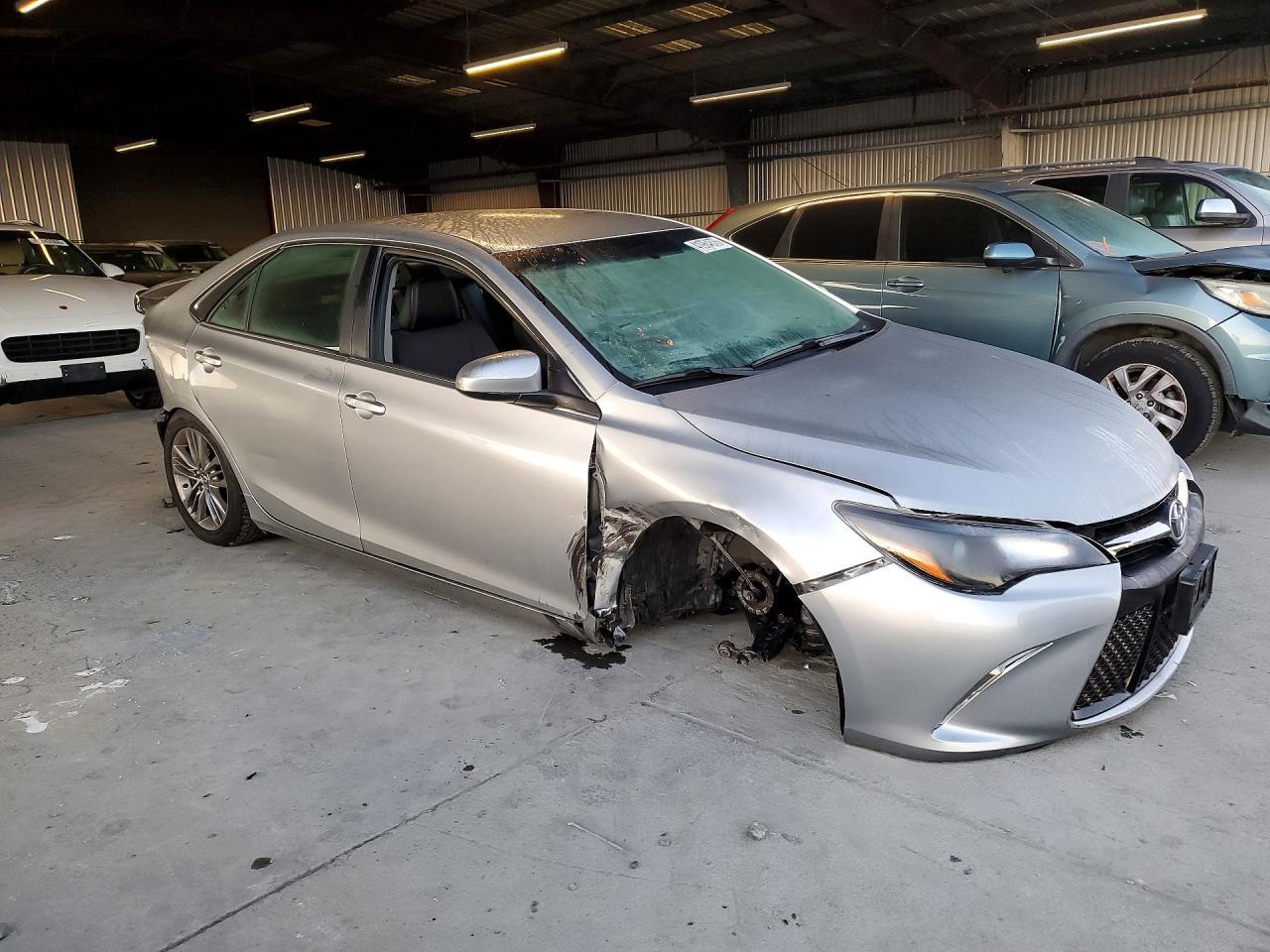 2017 Toyota Camry Se - Image 4