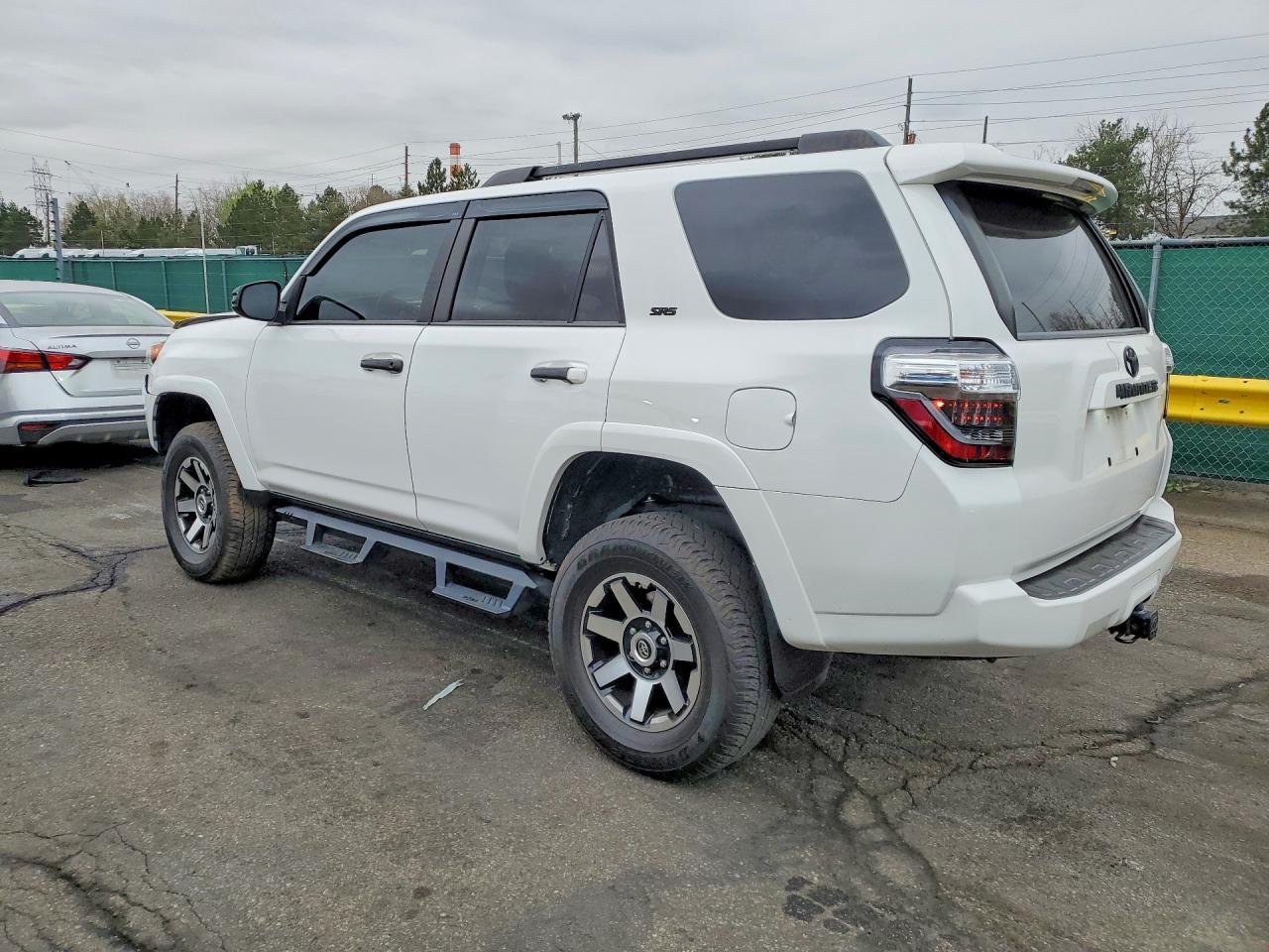 2020 Toyota 4Runner Sr5 Premium - Фото 2
