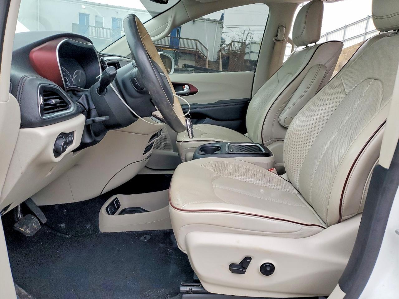 2020 Chrysler Pacifica Limited - Фото 7