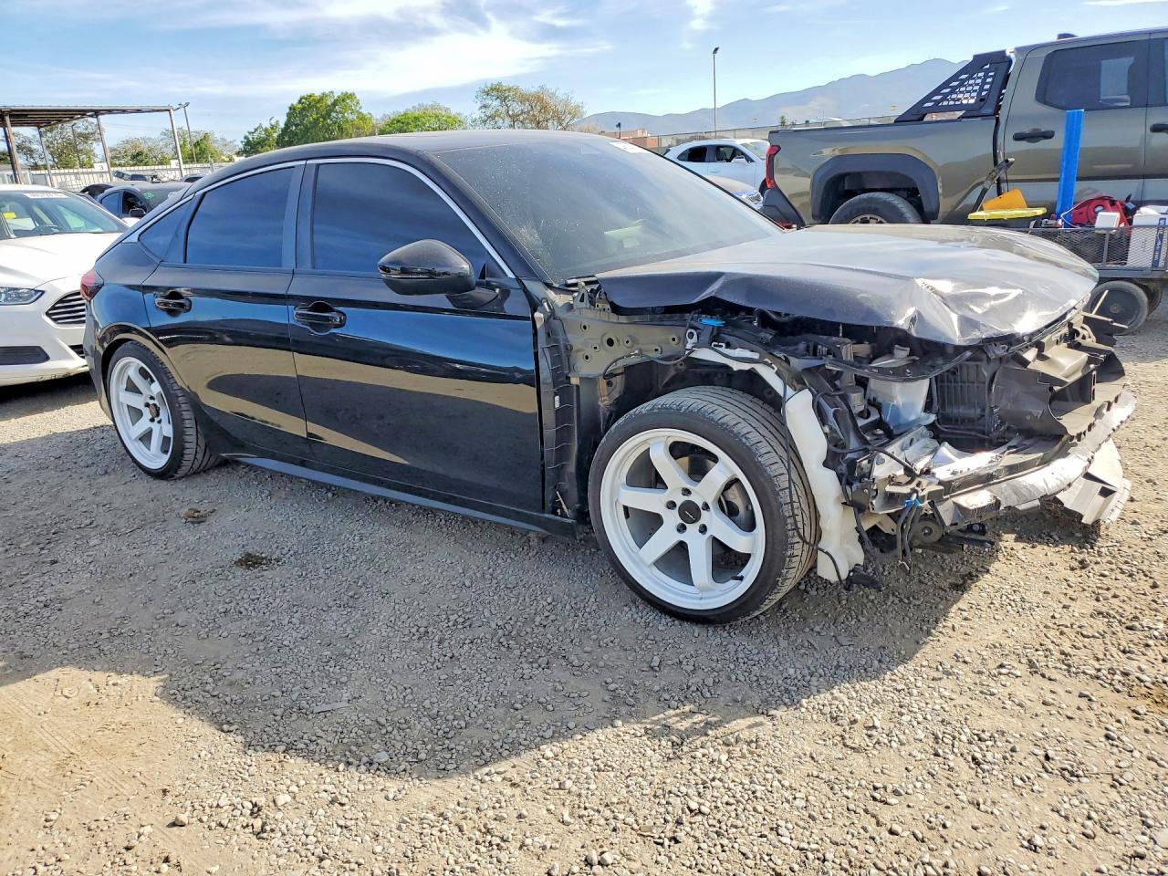 2024 Honda Civic Sport Touring - Image 4