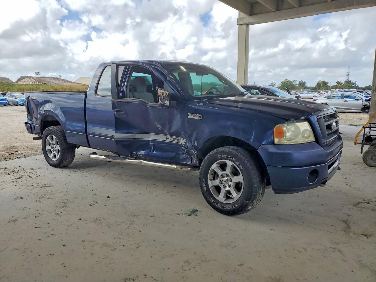 2008 Ford F150 - Image 4