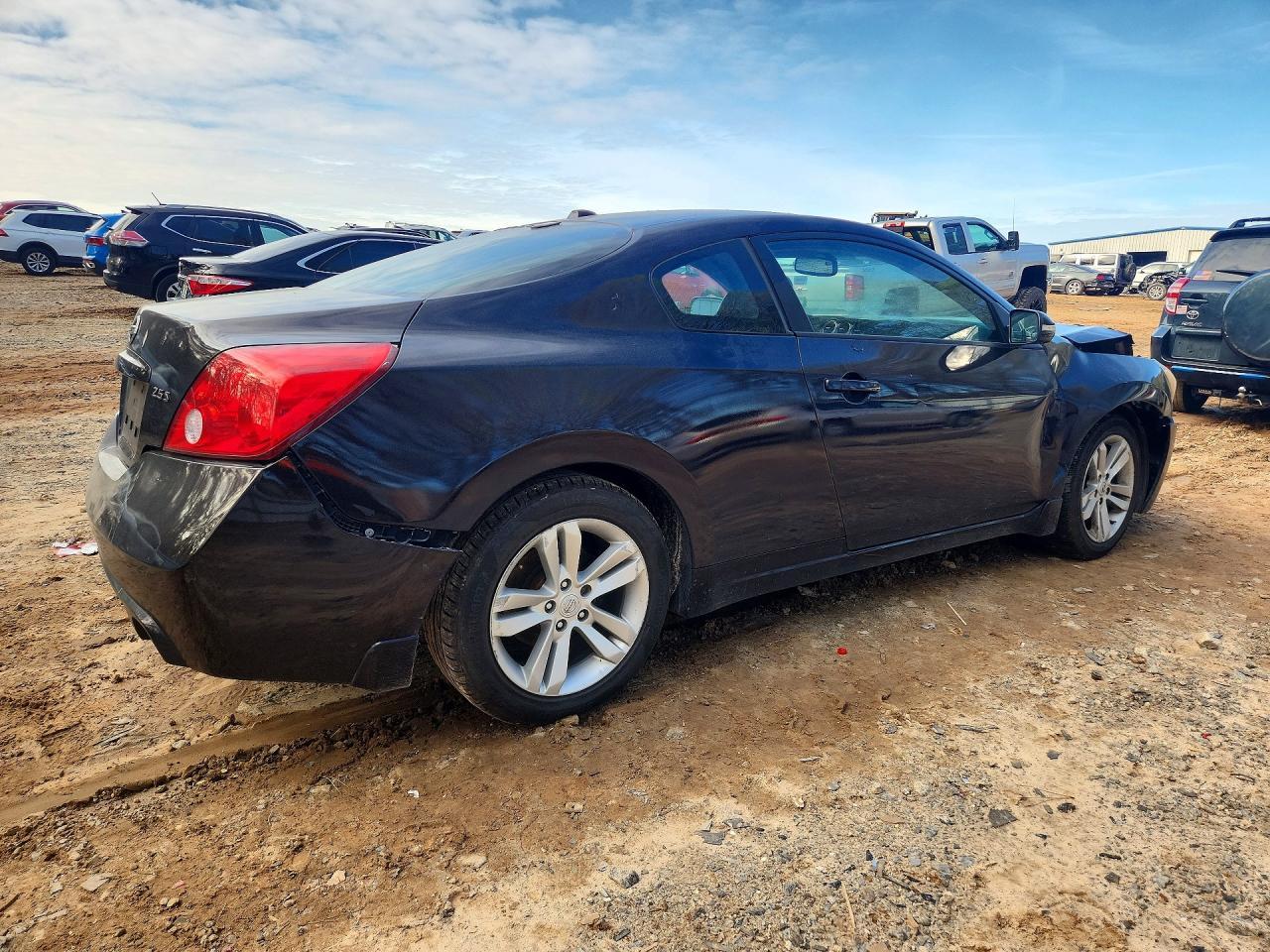 2010 Nissan Altima 2.5 S - Image 3