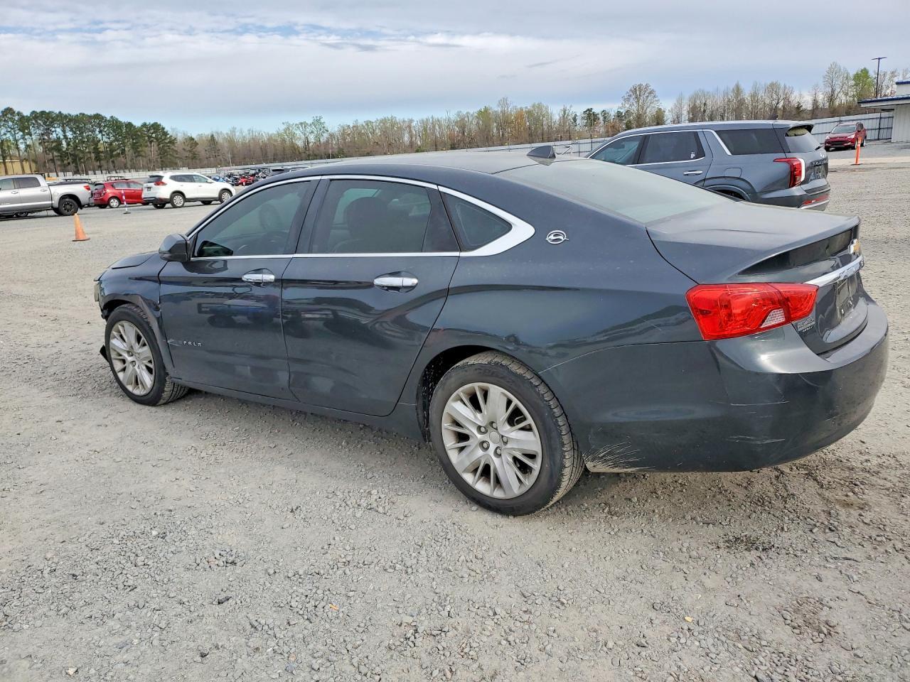 2014 Chevrolet Impala Ls - Image 2