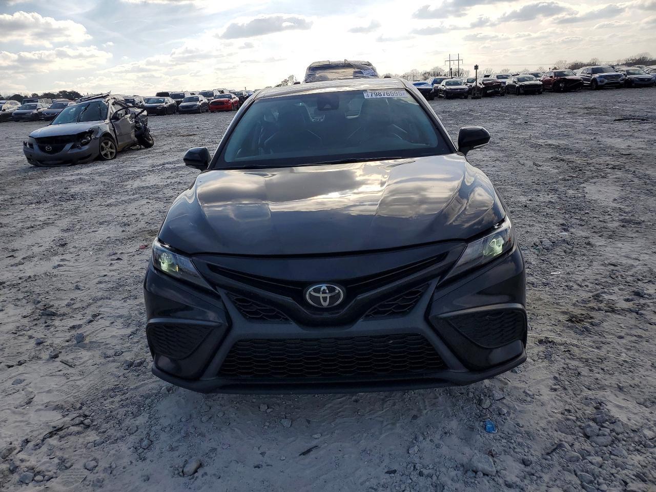 2023 Toyota Camry Se - Фото 5