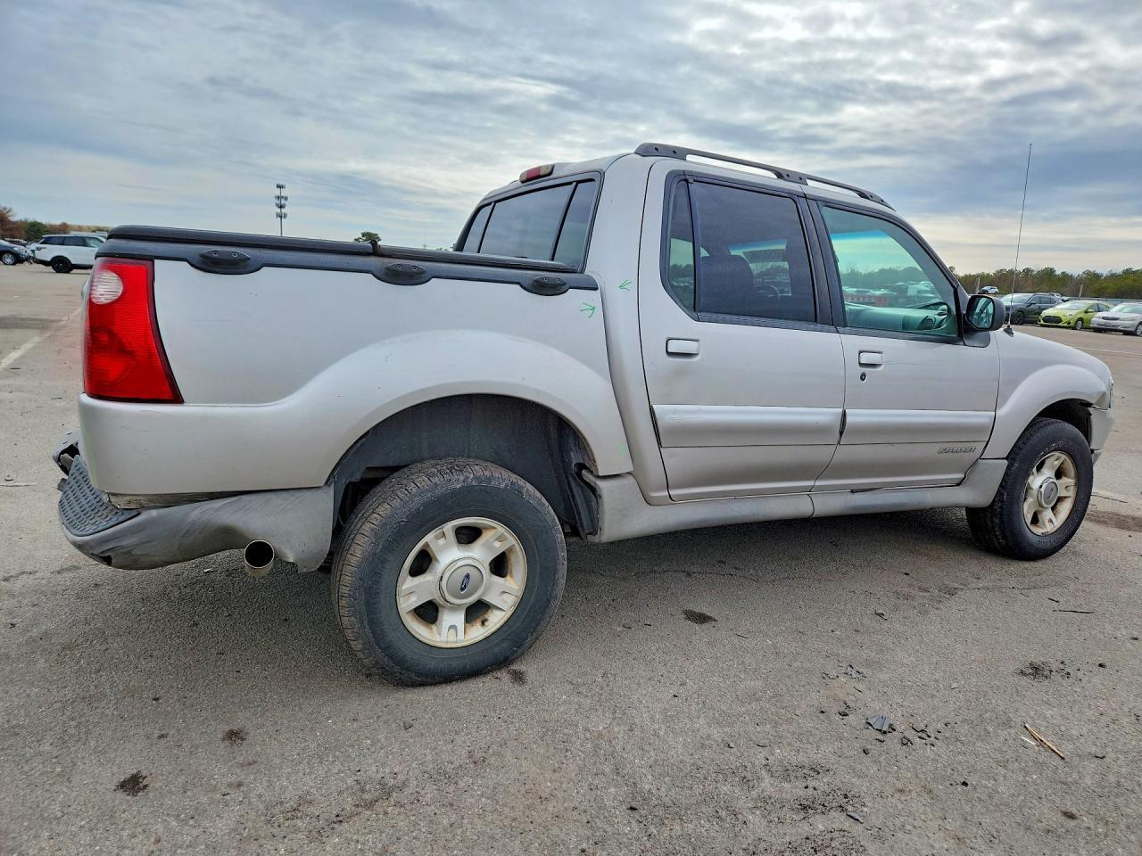 2002 Ford Explorer Sport Trac Xlt - Image 3