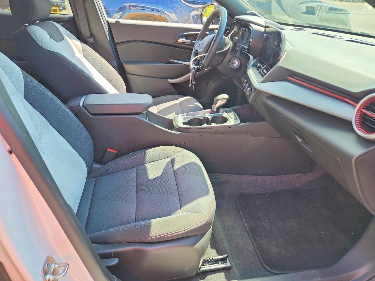 2024 Chevrolet Trax 1Rs - Фото 7
