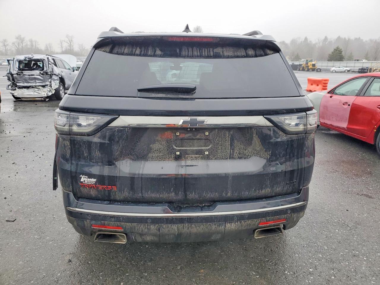 2020 Chevrolet Traverse Premier - Фото 6