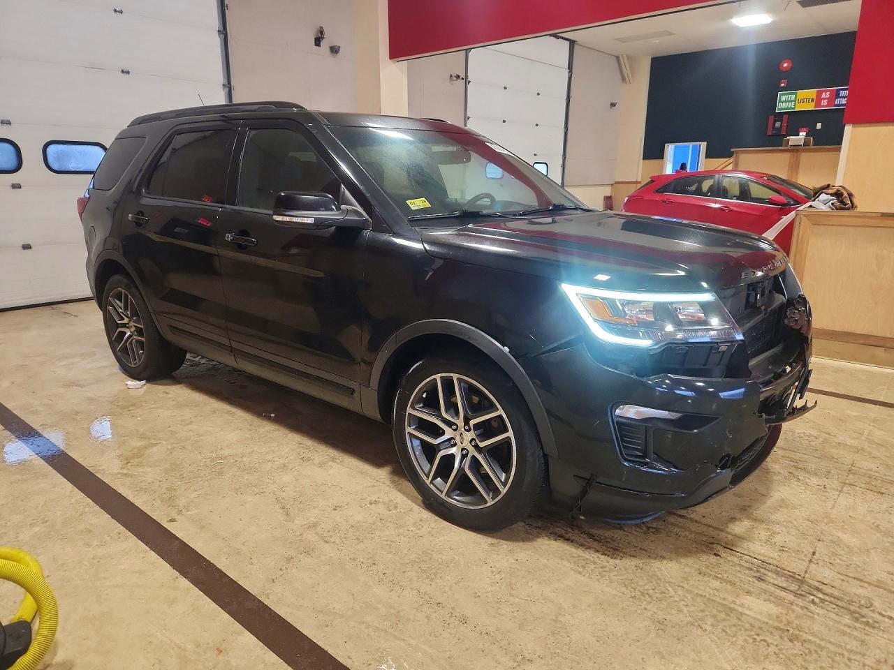 2018 Ford Explorer Sport - Image 4