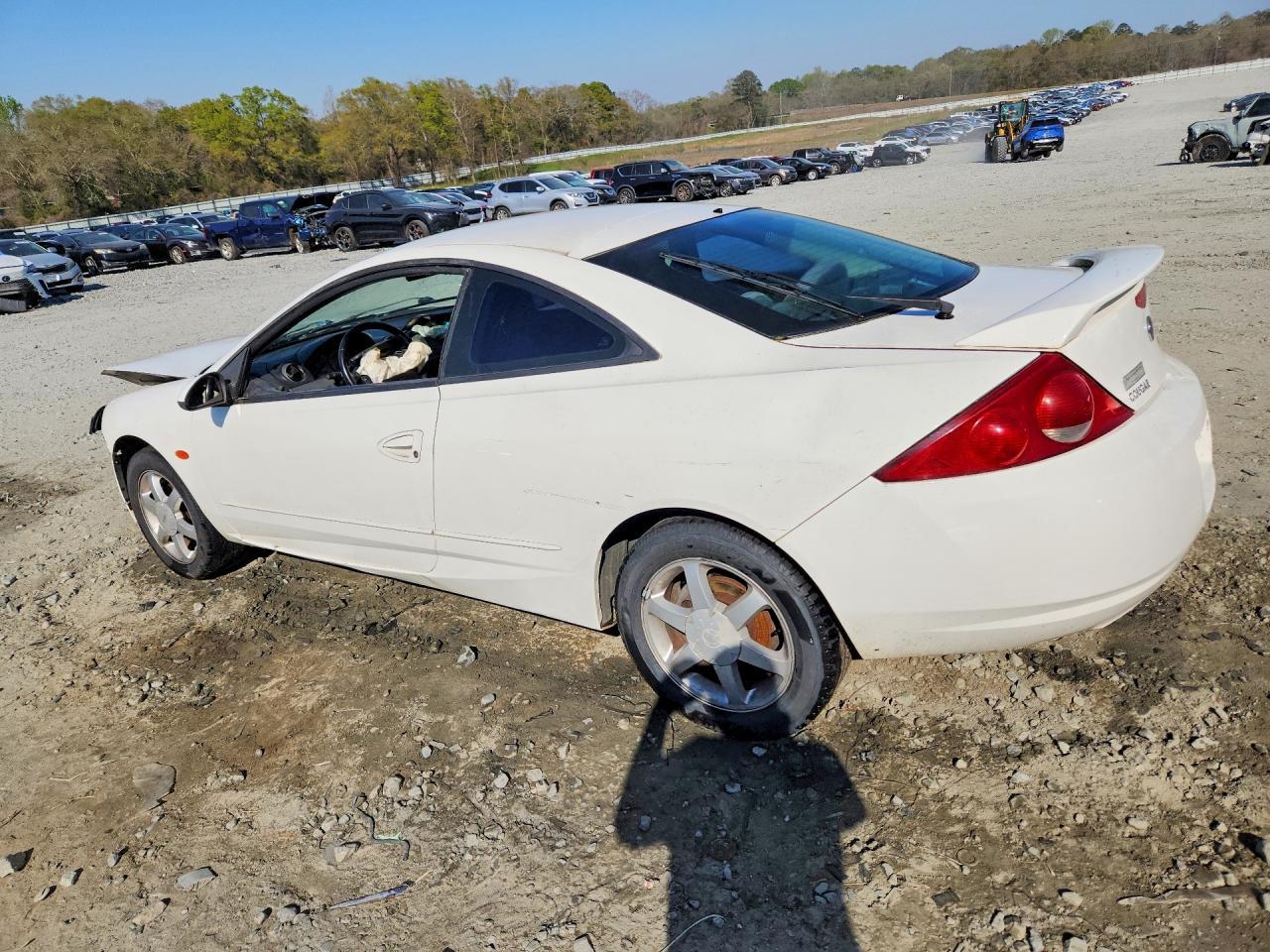 2000 Mercury Cougar V6 - Image 2