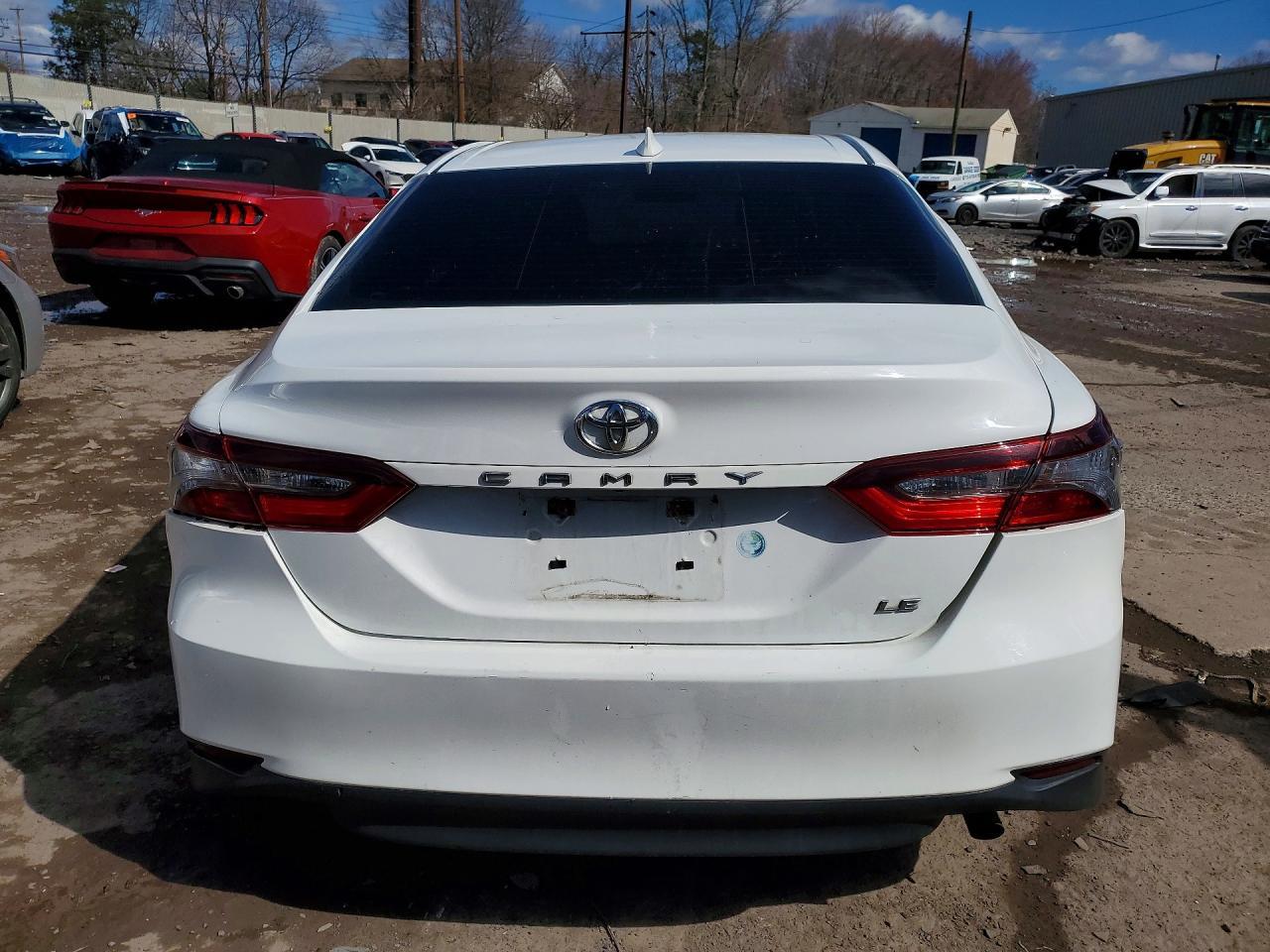 2021 Toyota Camry Le - Image 6