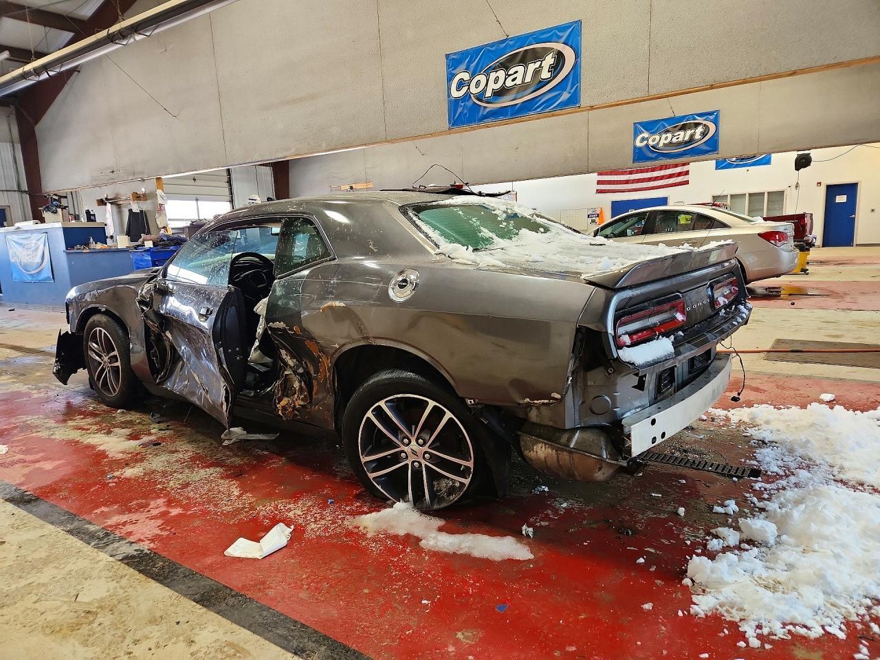 2019 Dodge Challenger Sxt - Фото 2