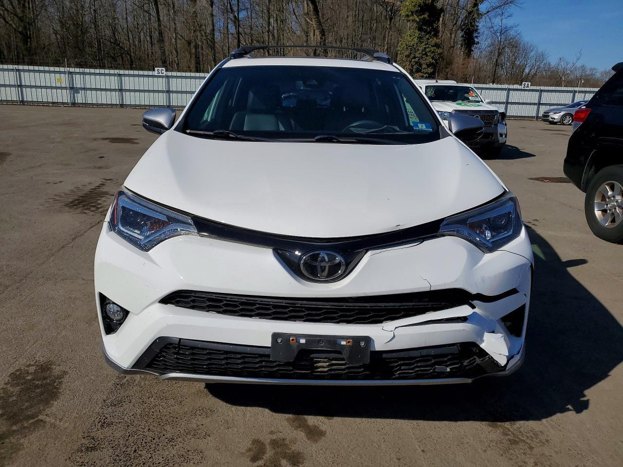2018 Toyota Rav4 Se - Фото 5
