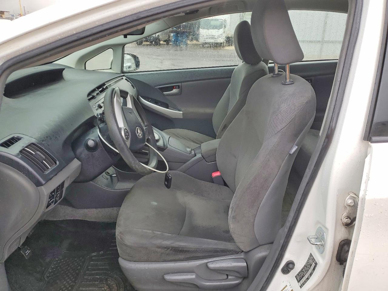 2010 Toyota Prius I - Image 7