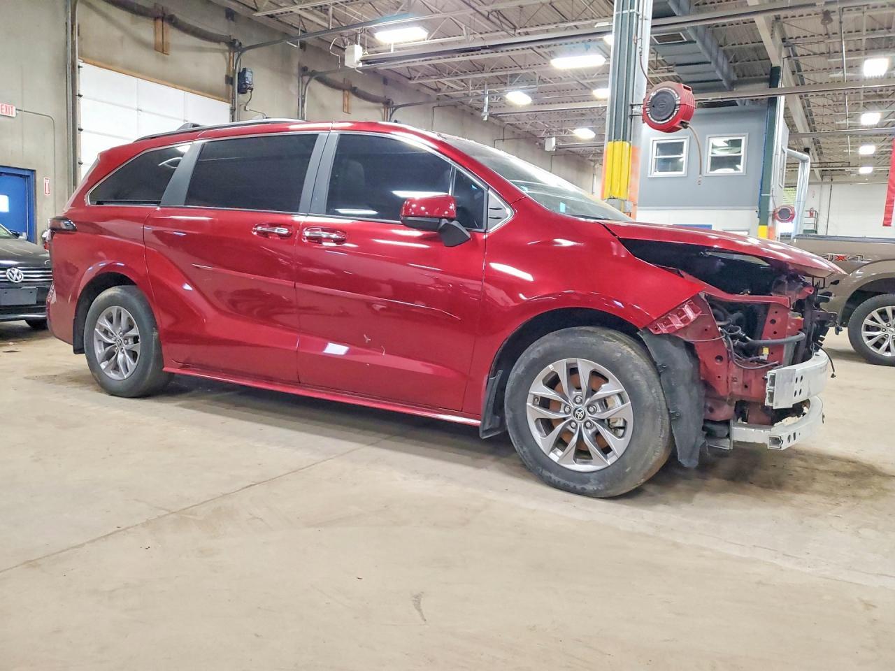 2024 Toyota Sienna Xle 7-Passenger - Фото 4