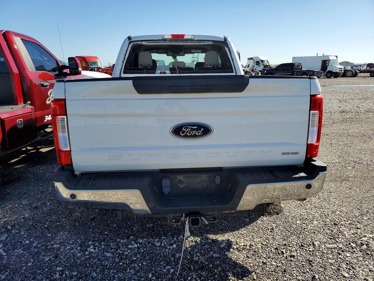 2019 Ford F250 Xl 6.2L V8 Ffv Ext Cab - Image 6