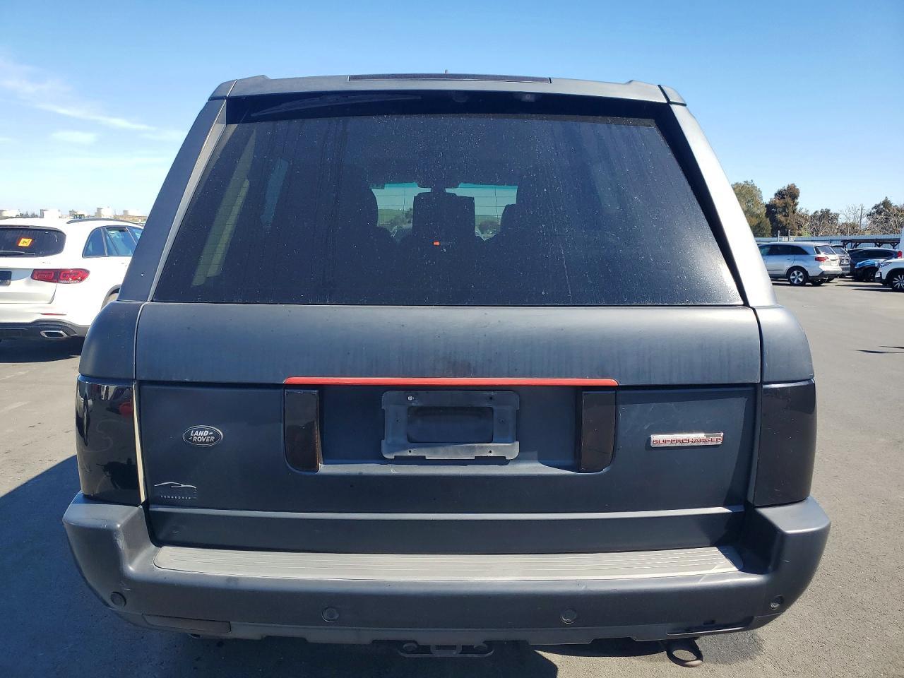 2008 Land Rover Range Rover Supercharged - Image 6