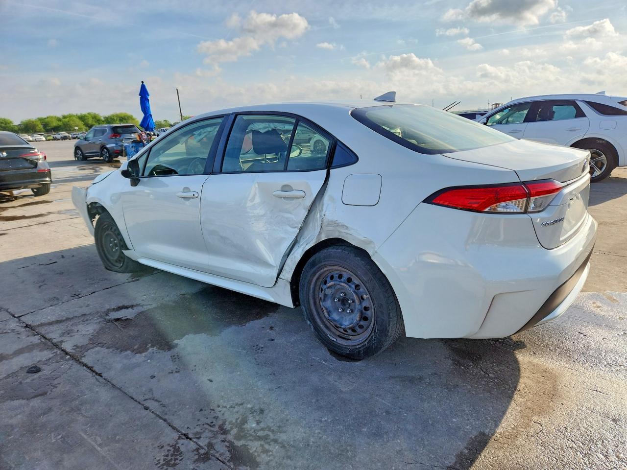 2020 Toyota Corolla Le - Фото 2