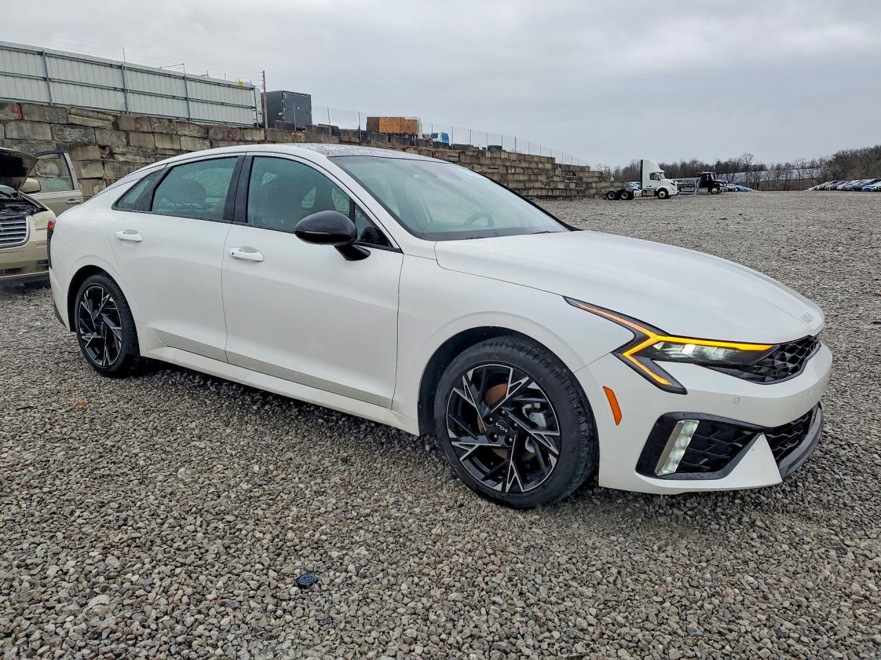 2025 Kia K5 Gt-Line - Фото 4