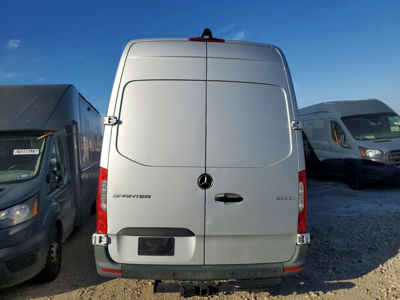2023 Mercedes Benz Sprinter 2500 Delivery Van - Image 6