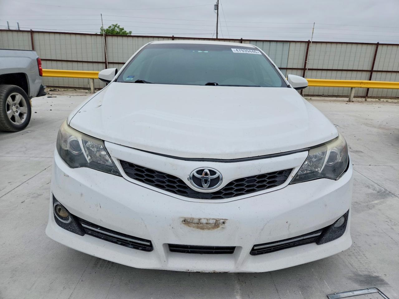2014 Toyota Camry Se - Фото 5