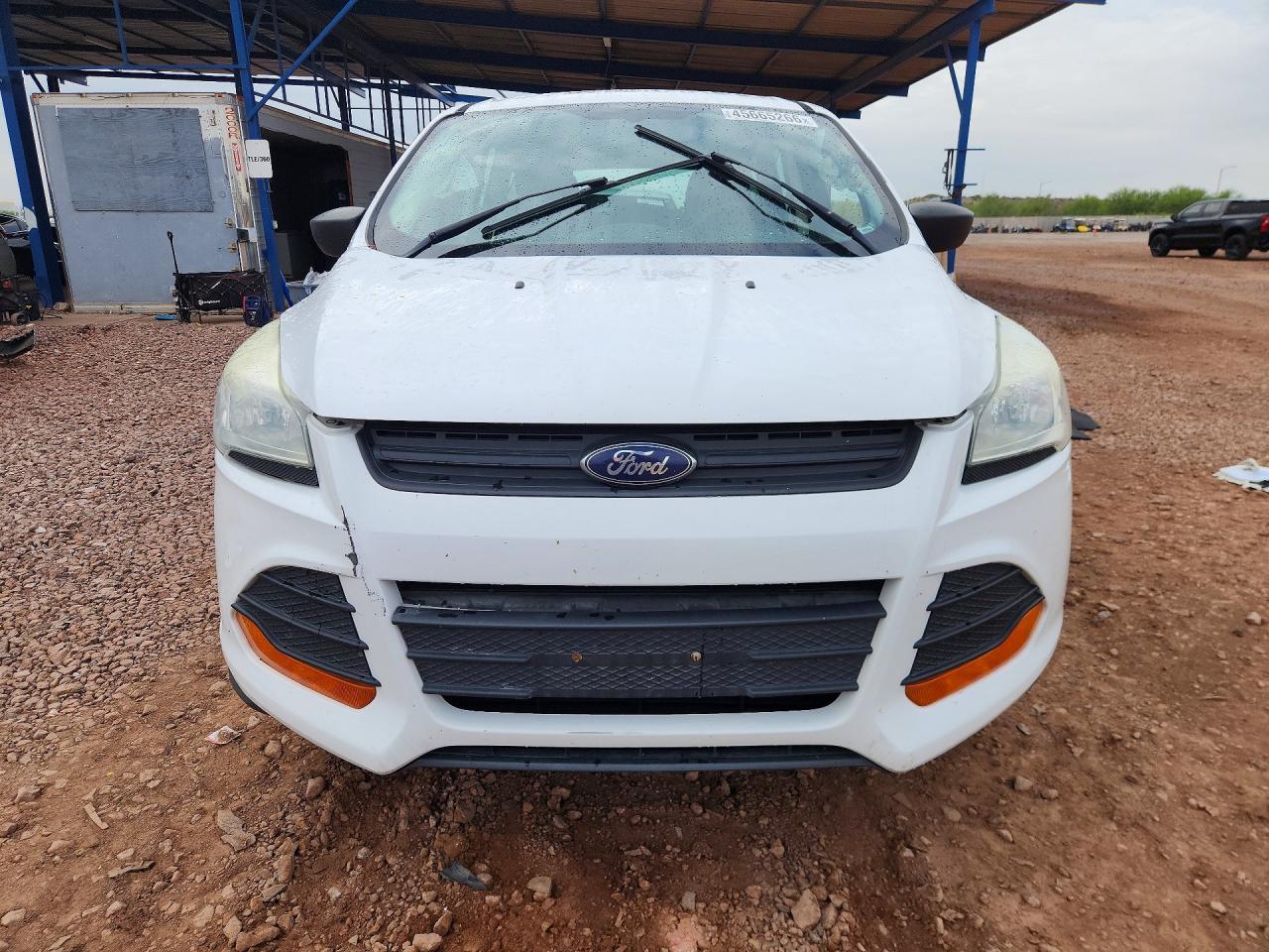 2016 Ford Escape S - Image 5