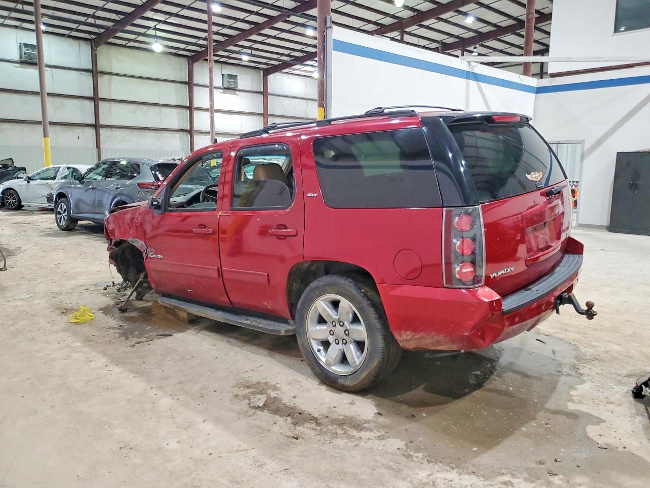 2013 GMC Yukon Slt - Фото 2
