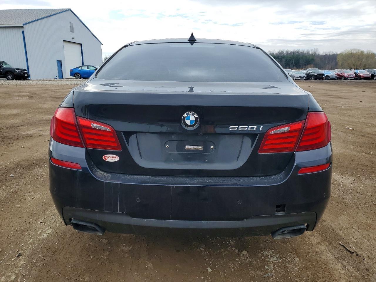 2011 BMW 550 I - Image 6