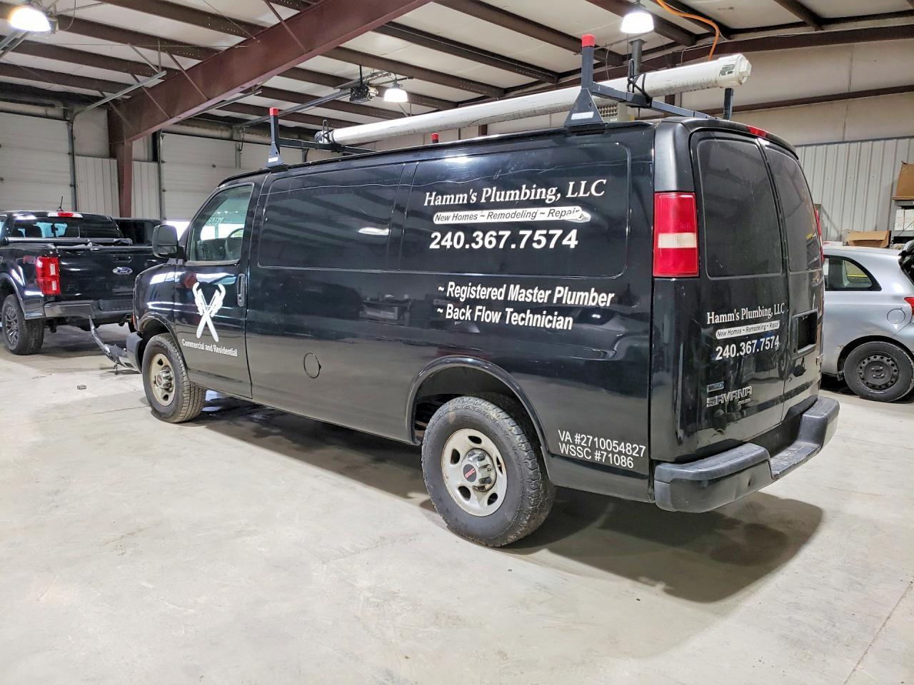 2011 GMC Savana G2500 - Фото 2