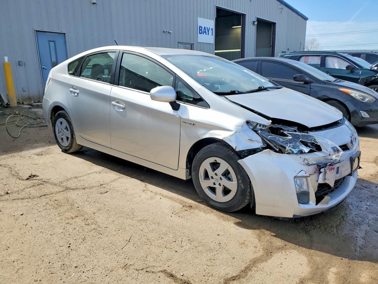 2011 Toyota Prius Two - Фото 4