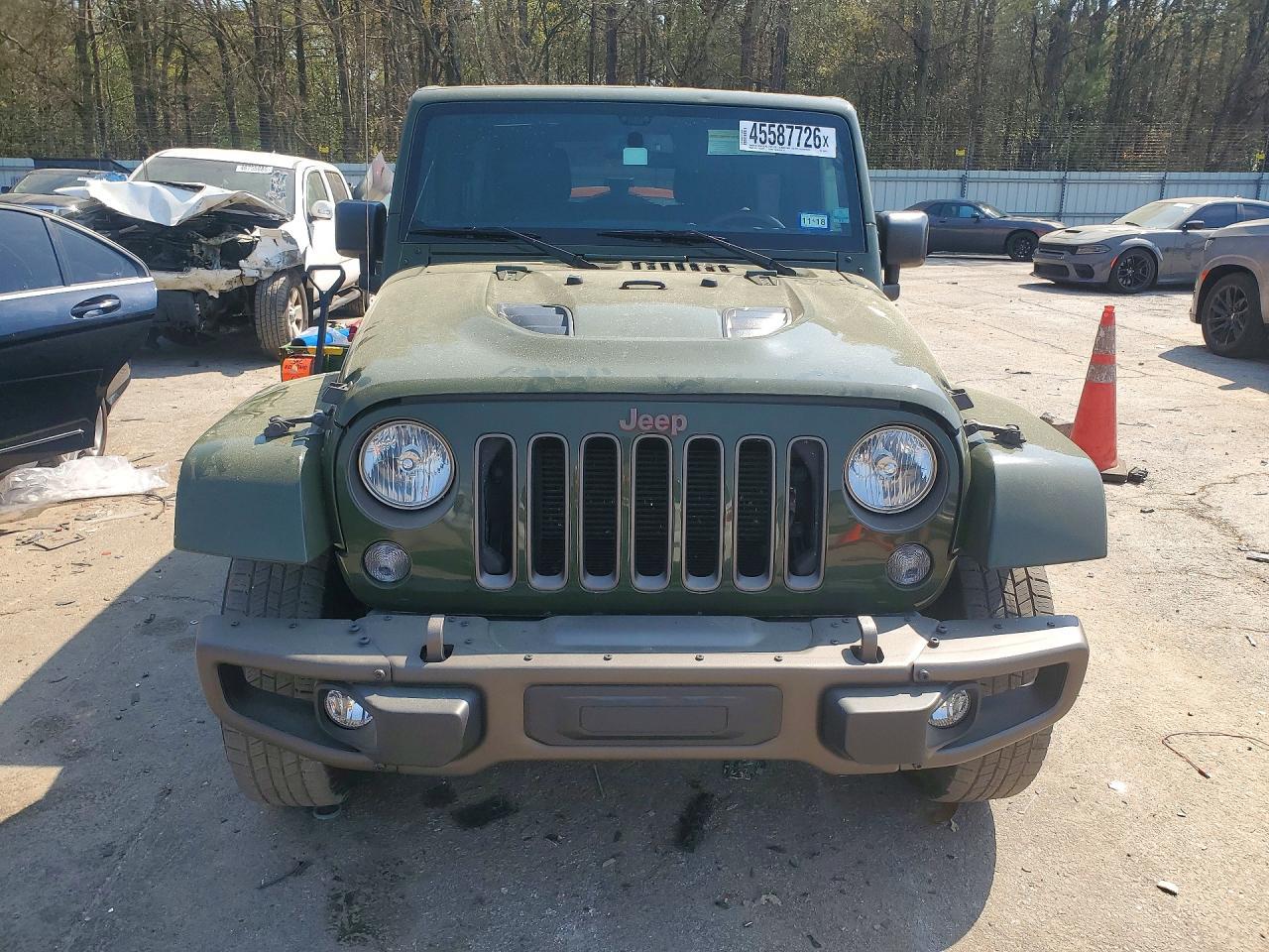 2016 Jeep Wrangler Unlimited Sahara - Фото 5