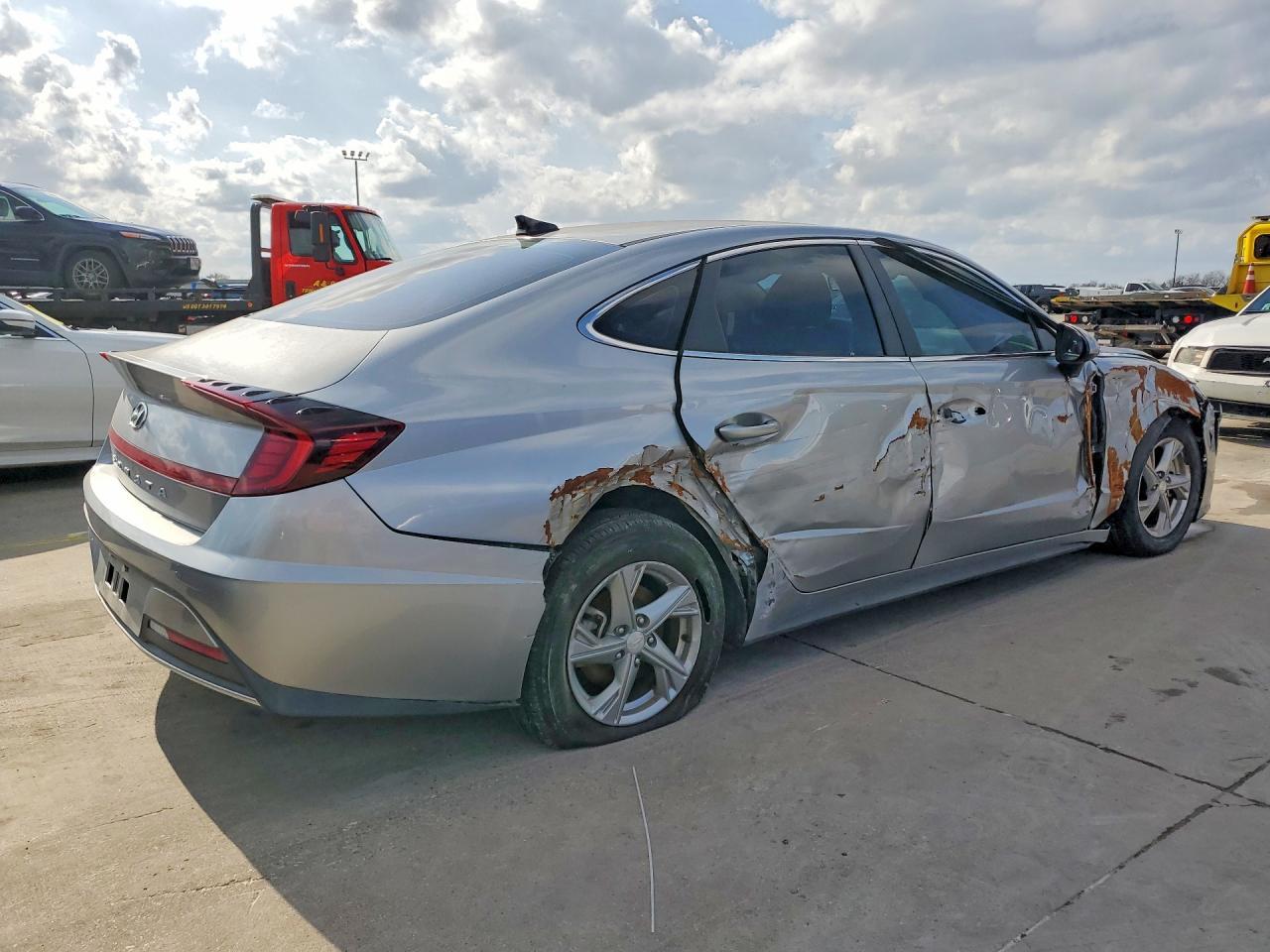 2021 Hyundai Sonata Se - Фото 3