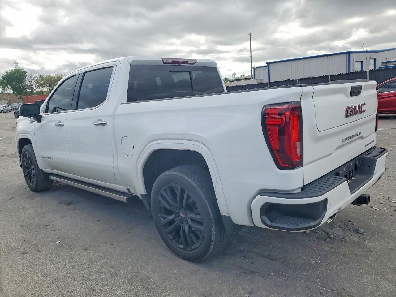 2022 GMC Sierra K1500 Denali - Фото 2