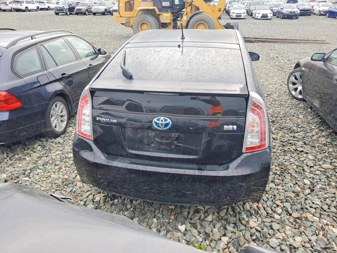 2014 Toyota Prius Two - Фото 6