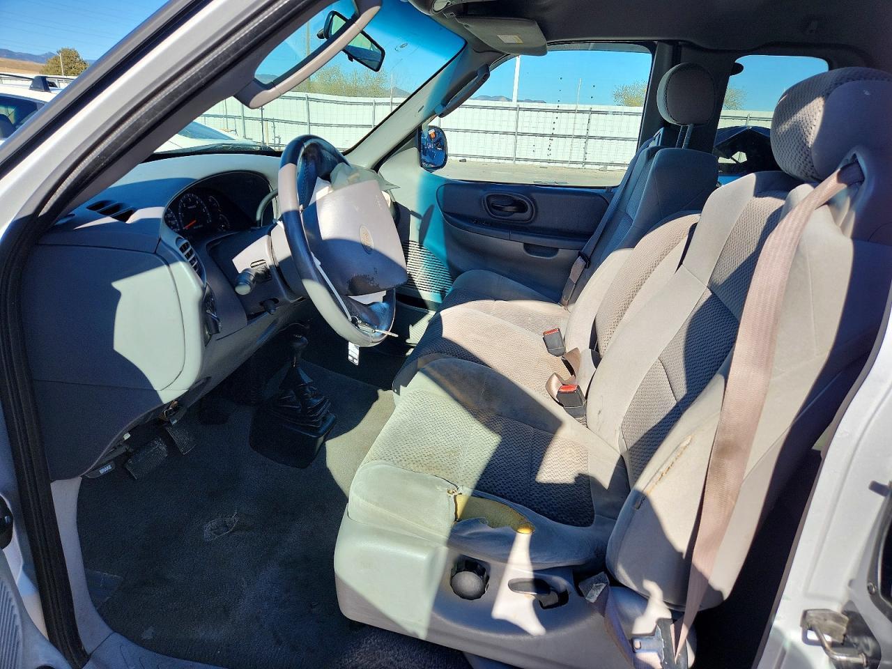 2002 Ford F150 - Image 7
