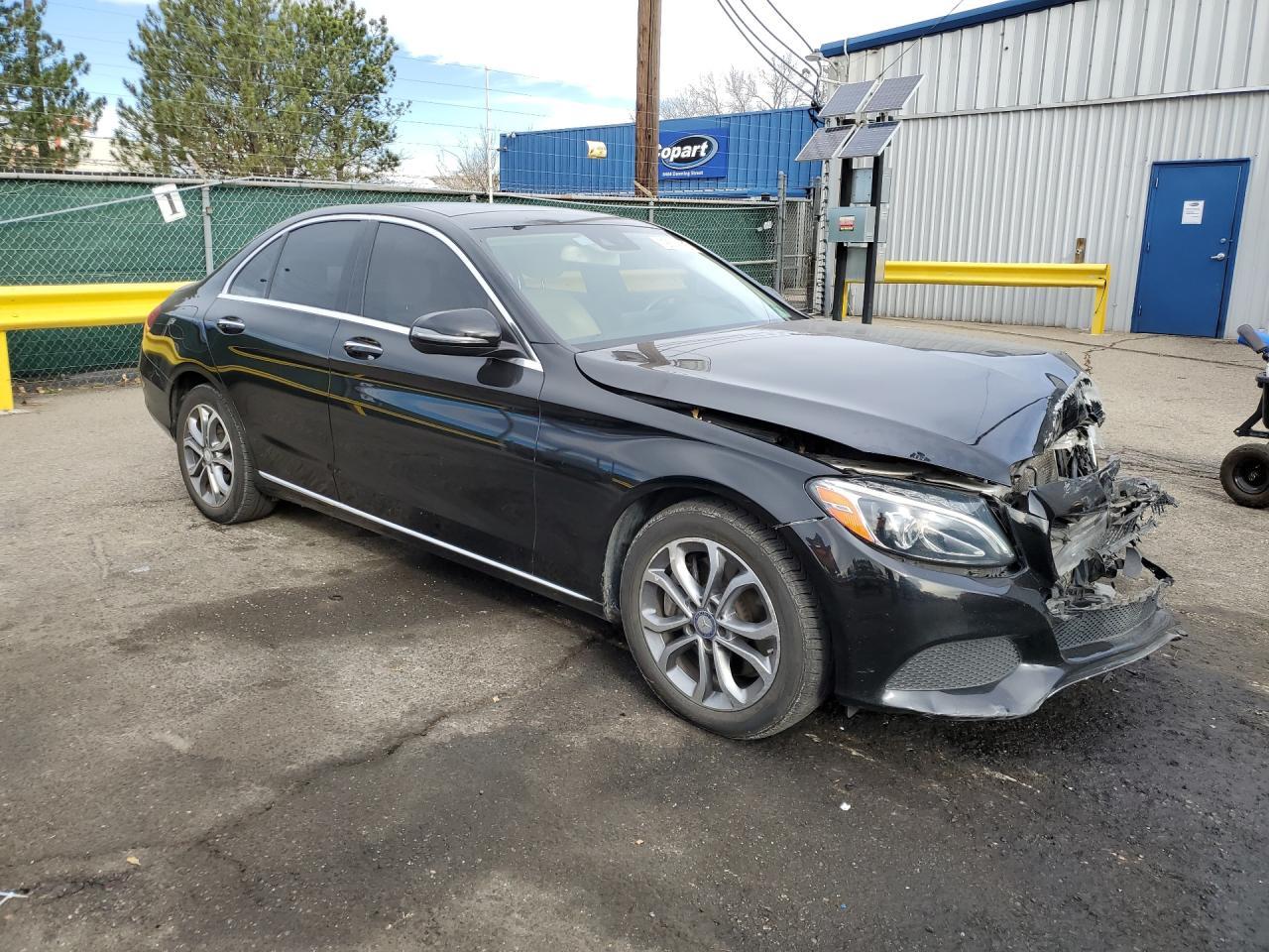 2016 Mercedes-Benz C 300 4Matic - Фото 4